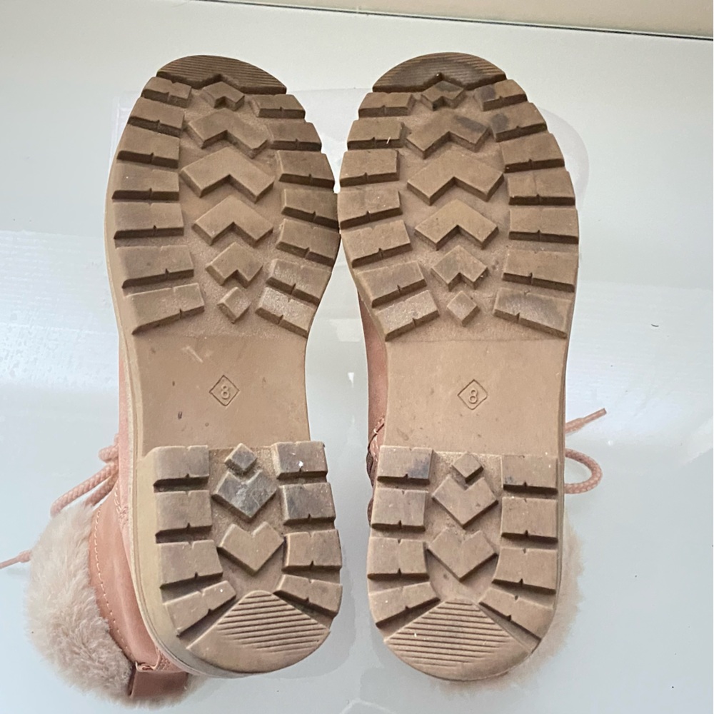 Steve Madden Peachy Tan Faux Fur-Lined Lace Combat Walking Ankle Boots Size 8 M - Picture 13 of 14